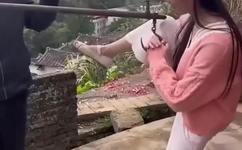 美女内射无套日韩免费播放